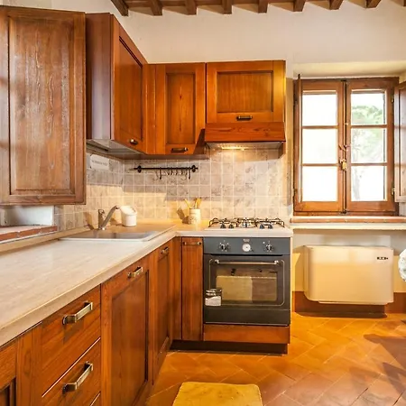Bella * Cortona